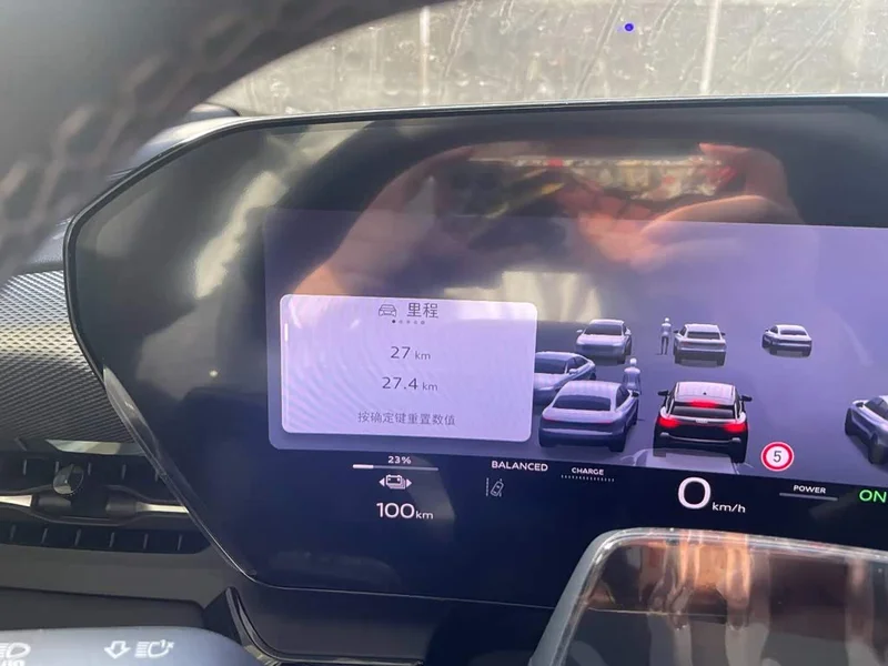 Audi Q6L e-tron — фото 2