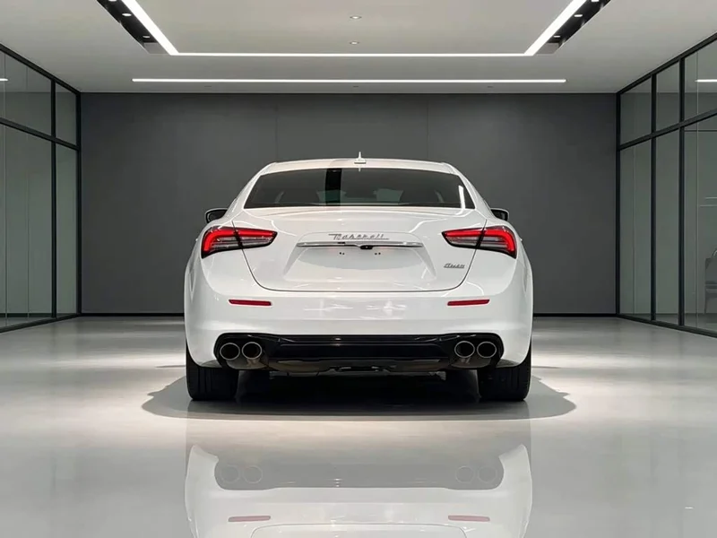 Maserati Ghibli — фото 8