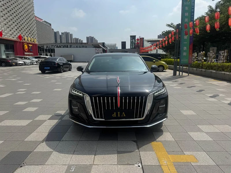 Hongqi H5 — фото 2