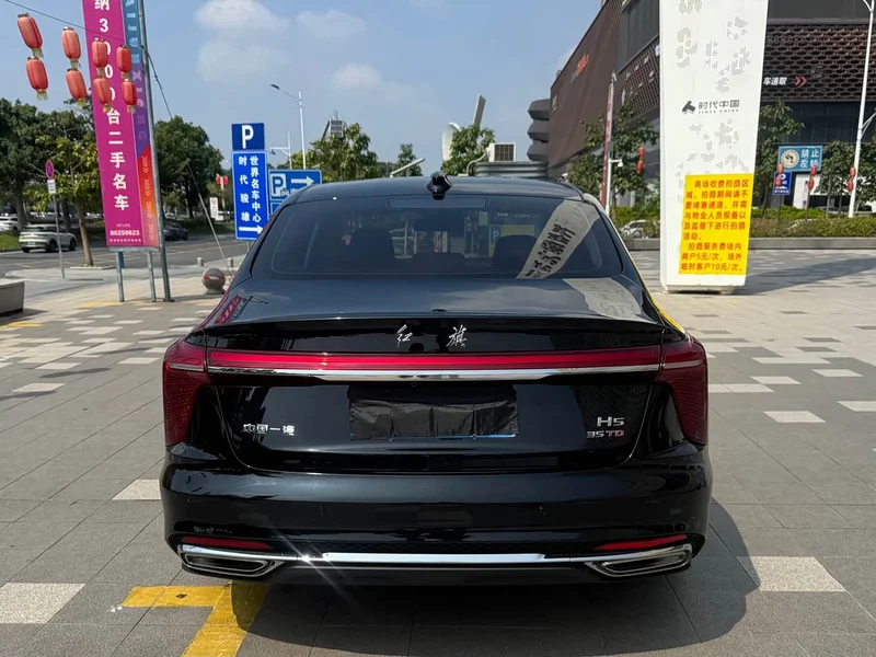 Hongqi H5 — фото 8