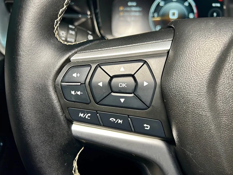 Isuzu D-MAX — фото 12