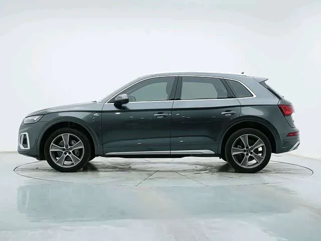 Audi Q5L — фото 2
