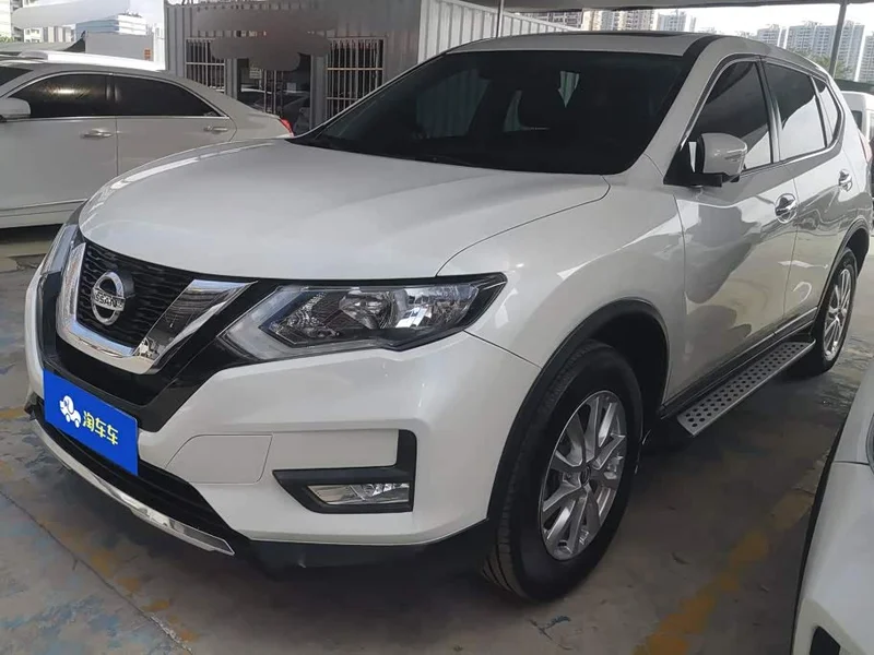 Nissan X-Trail — фото 1