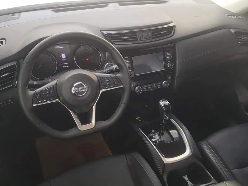 Nissan X-Trail — фото 12