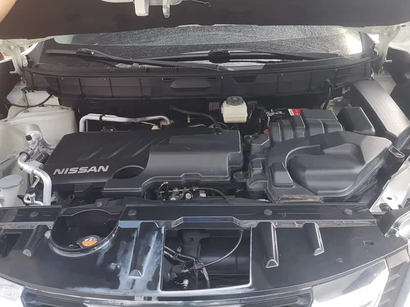 Nissan X-Trail — фото 10