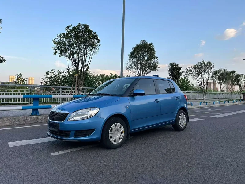 Skoda Citigo — фото 1
