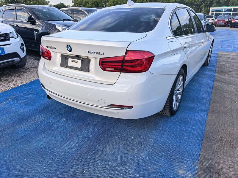 BMW 3-Series — фото 10