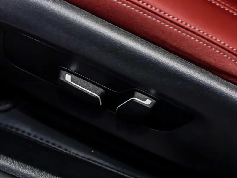 BMW 5-Series — фото 14