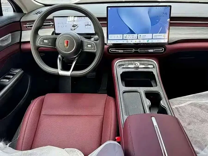 Hongqi H5 — фото 3