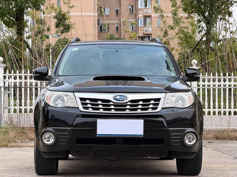 Subaru Forester — фото 2