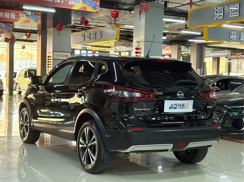 Nissan Qashqai — фото 6