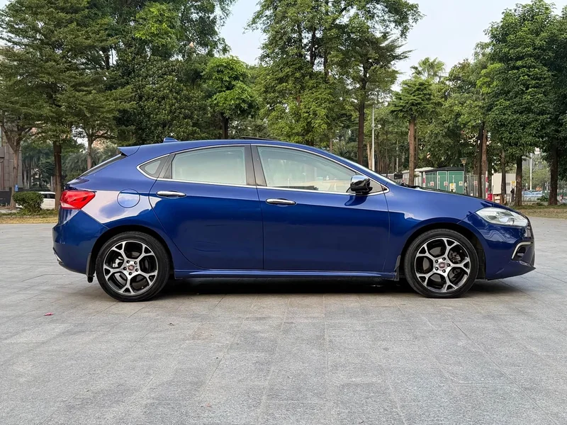 Hyundai i30 — фото 13