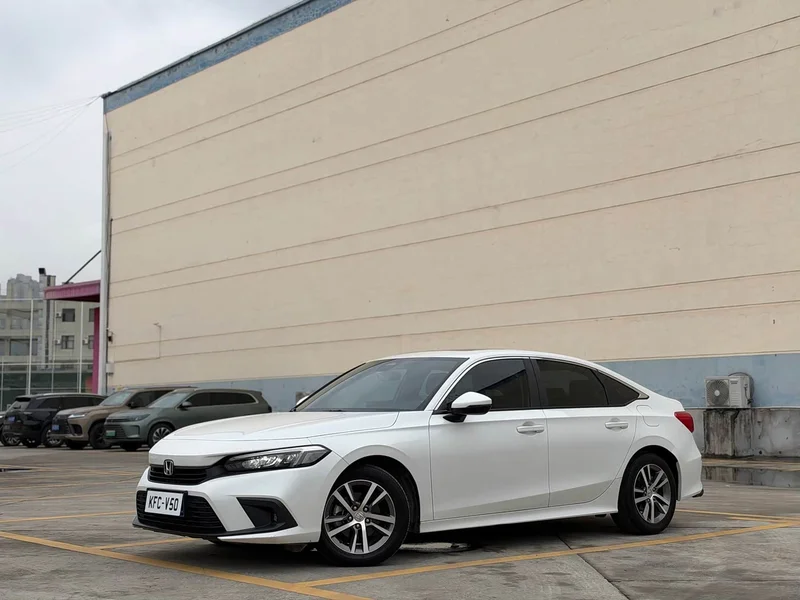 Honda Civic — фото 1
