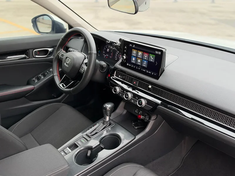 Honda Civic — фото 18