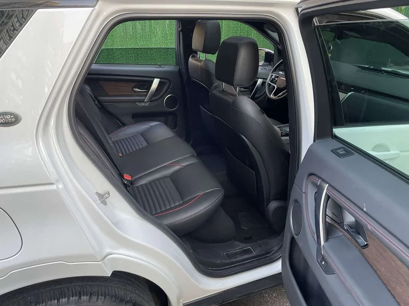 Land Rover Discovery — фото 12
