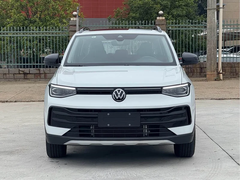 Volkswagen Tharu — фото 2