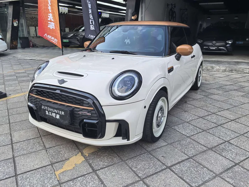 Mini JCW — фото 1