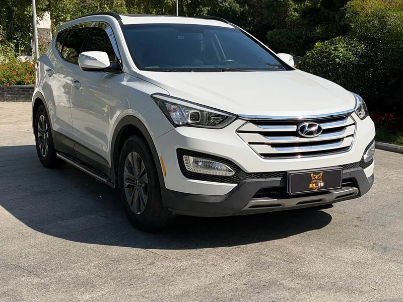 Hyundai Santa Fe — фото 3