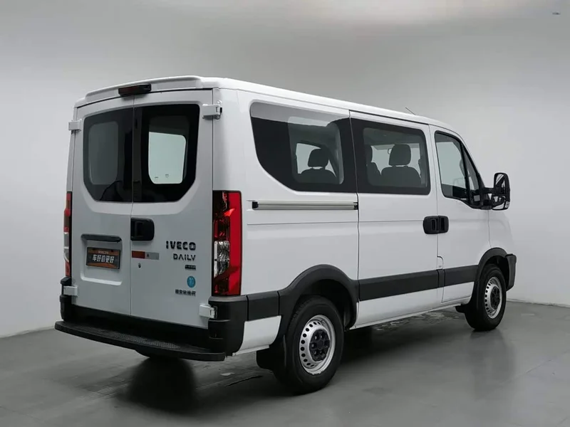 Iveco Eurocargo — фото 2