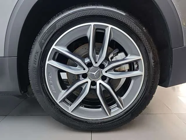 Mercedes-Benz GLB-Class AMG — фото 14