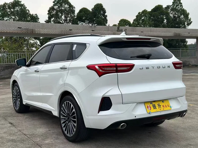 Jetour X70 — фото 7