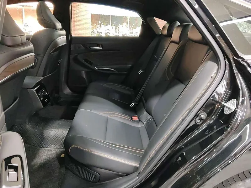 Toyota Avalon — фото 10