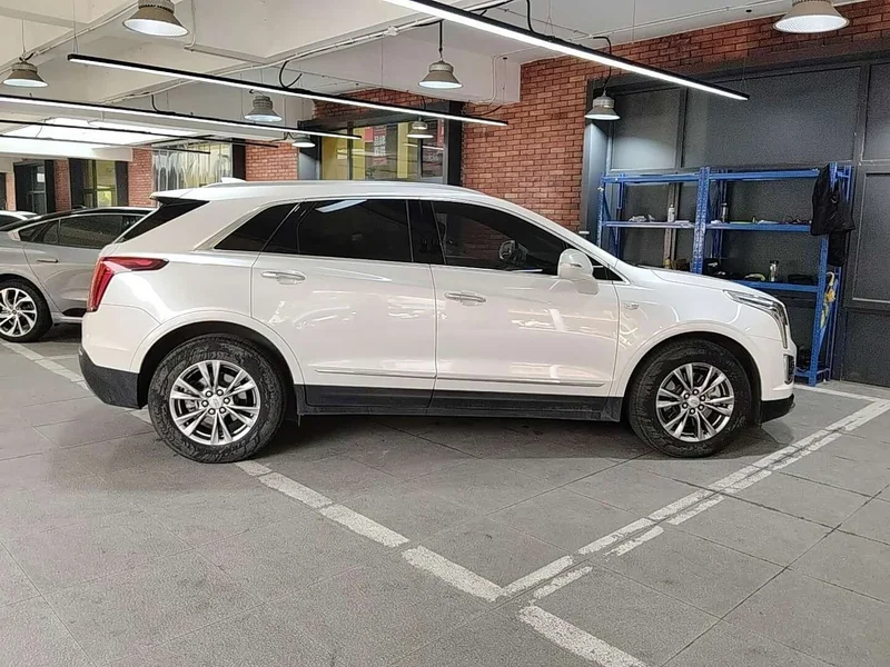 Cadillac XT5 — фото 5
