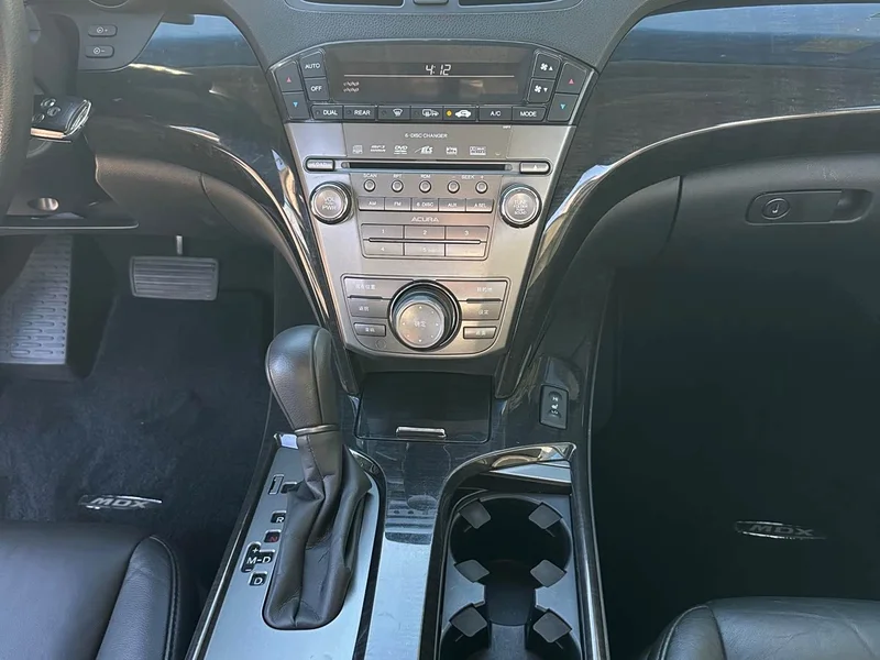 Acura MDX — фото 14