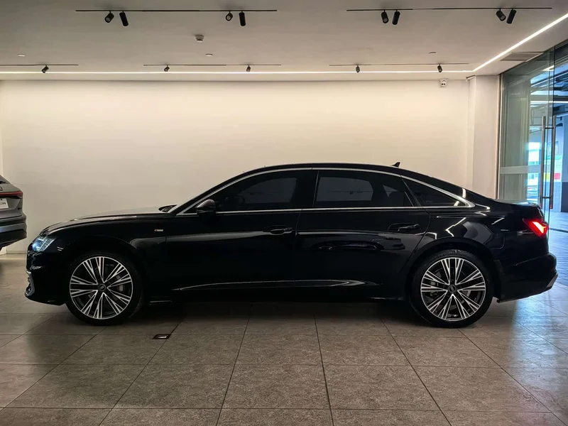 Audi A6L — фото 15