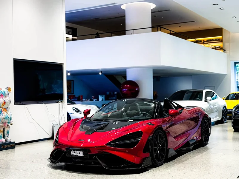 McLaren 720S — фото 1