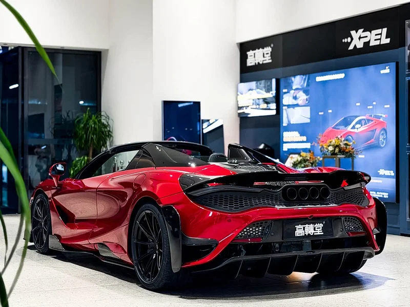 McLaren 720S — фото 16