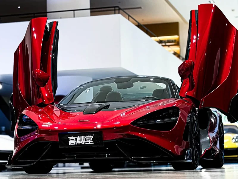 McLaren 720S — фото 18