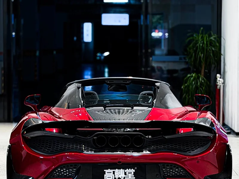 McLaren 720S — фото 19