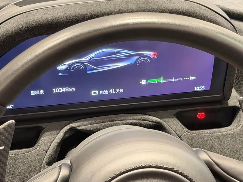 McLaren 720S — фото 10