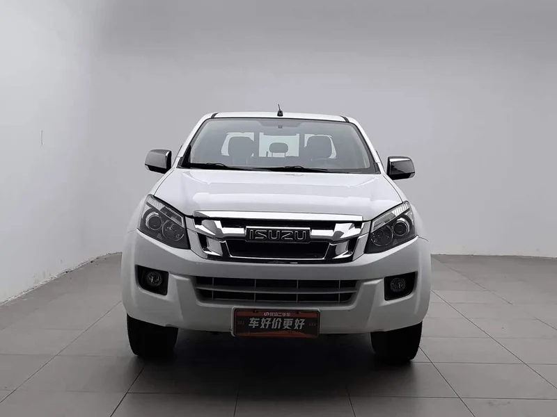 Isuzu D-MAX — фото 3