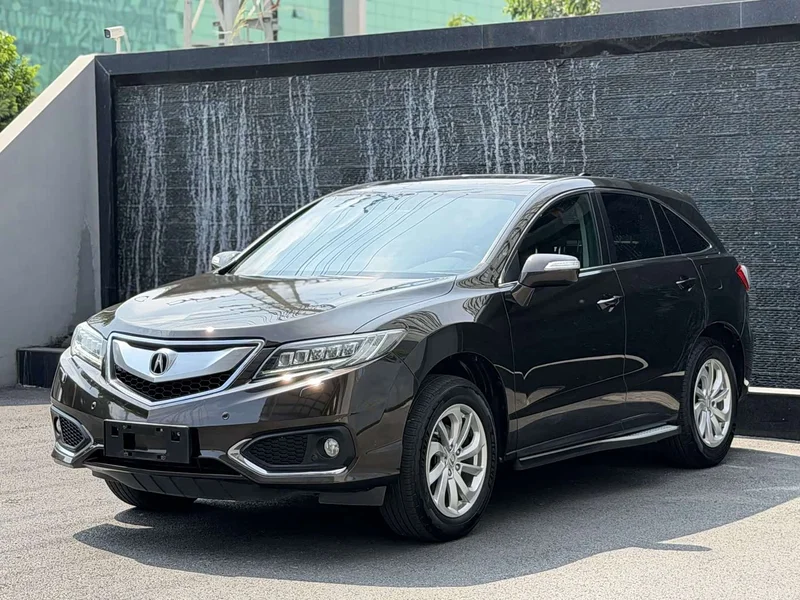 Acura RDX — фото 1