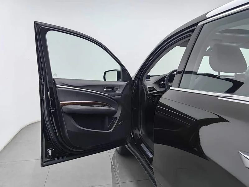 Acura MDX — фото 8