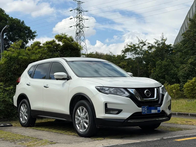 Nissan X-Trail — фото 2