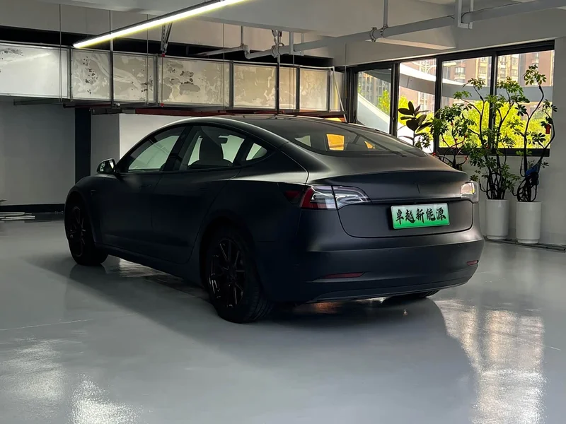 Tesla Model 3 — фото 11