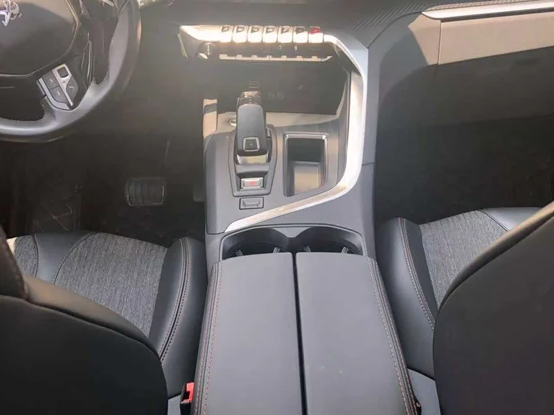 Peugeot 4008 — фото 10
