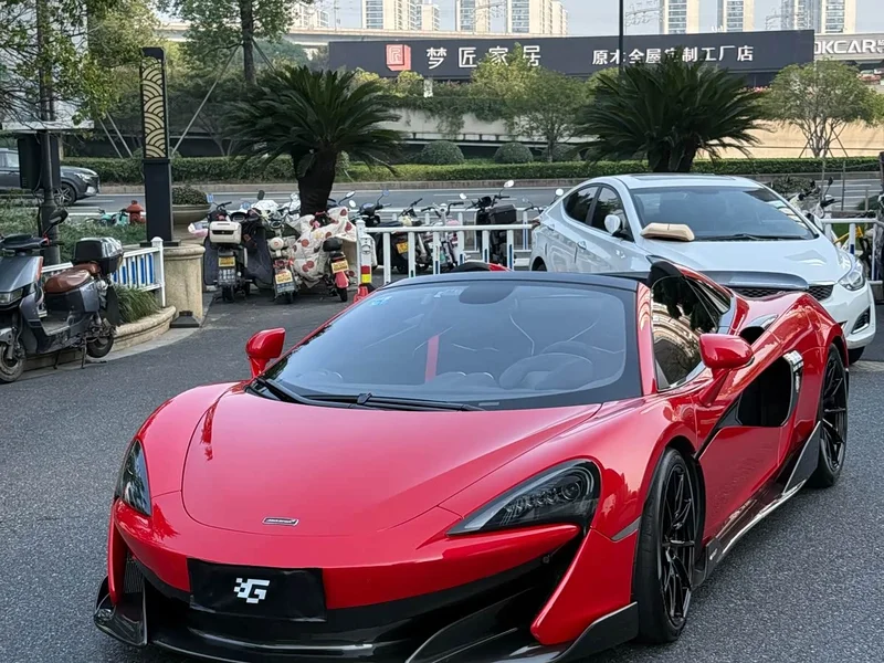 McLaren 600LT — фото 1