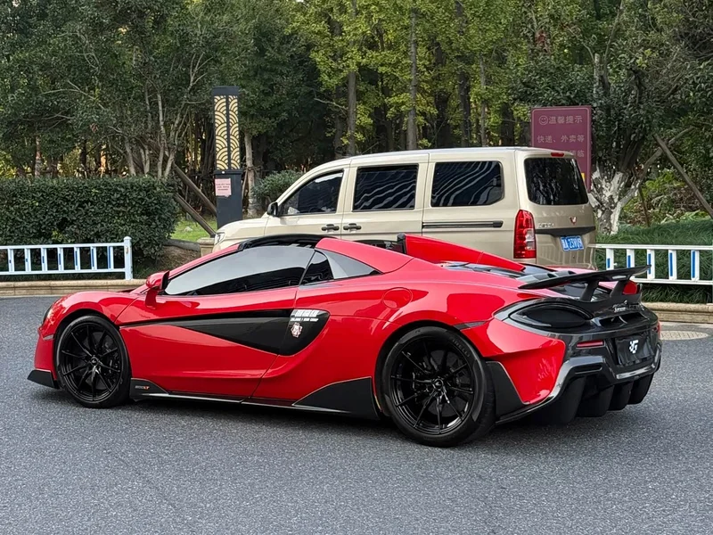 McLaren 600LT — фото 5