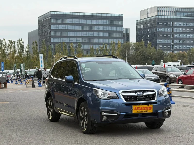 Subaru Forester — фото 3