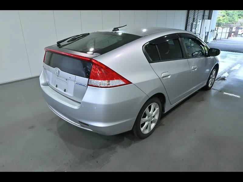 Honda INSIGHT — фото 2