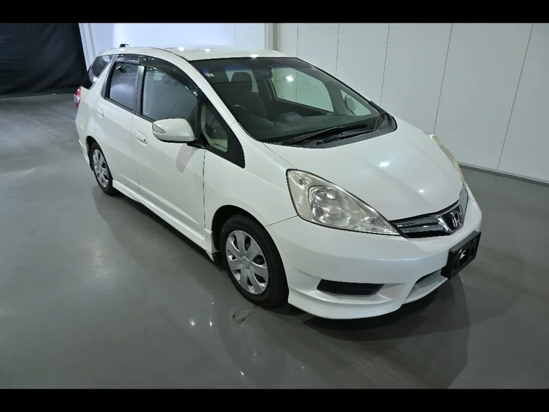 Honda FIT SHUTTLE — фото 1