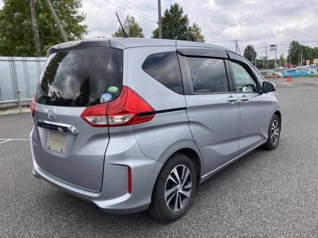 Honda FREED — фото 2