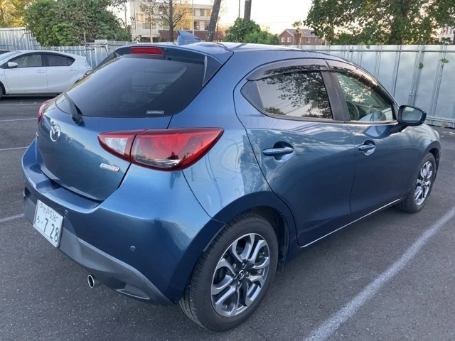 Mazda DEMIO — фото 2