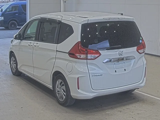 Honda FREED — фото 2