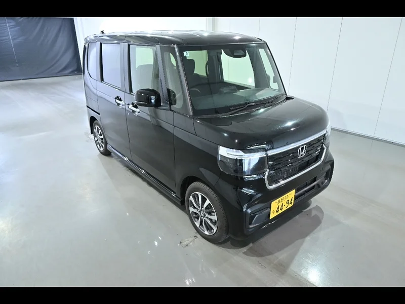 Honda N BOX — фото 1