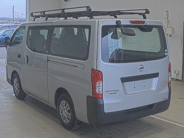 Nissan CARAVAN VAN — фото 2